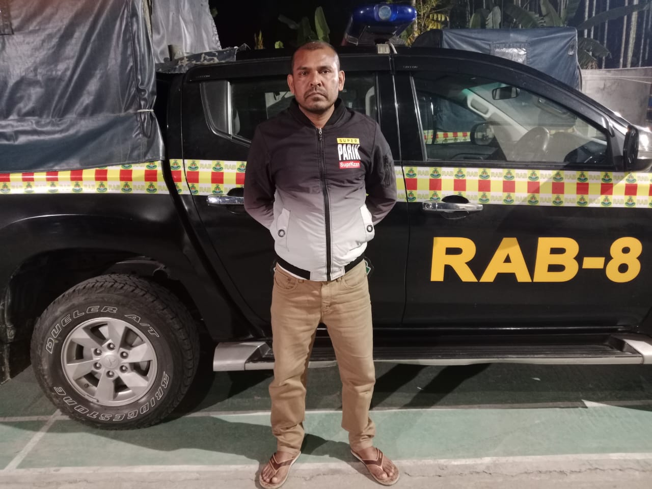 ভোলায় সাংবাদিকের উপর হামলা মামলার প্রধান ৩ আসামী র‍্যাবের হাতে আটক